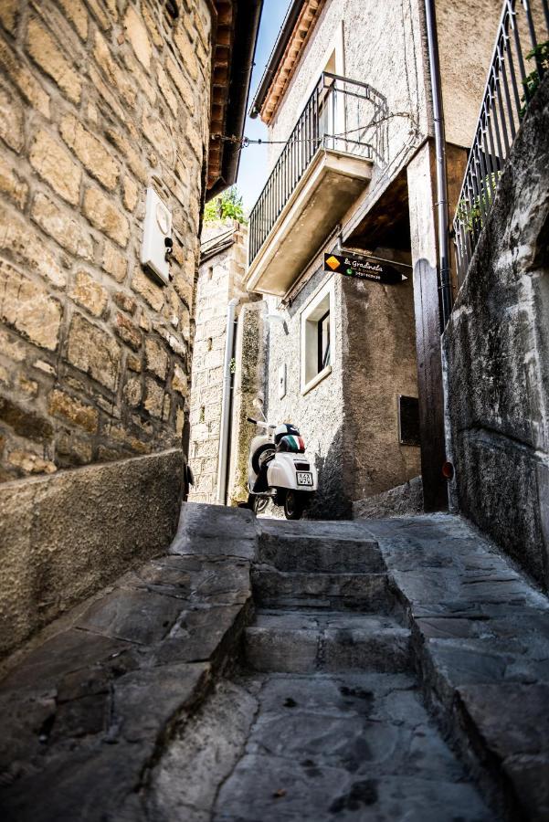 La Gradinata B&B Castelmezzano Exterior foto